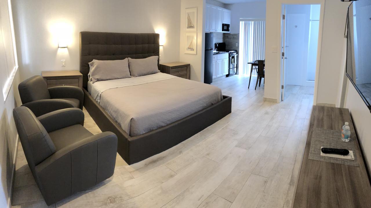 Elizabeth House Apartment *
